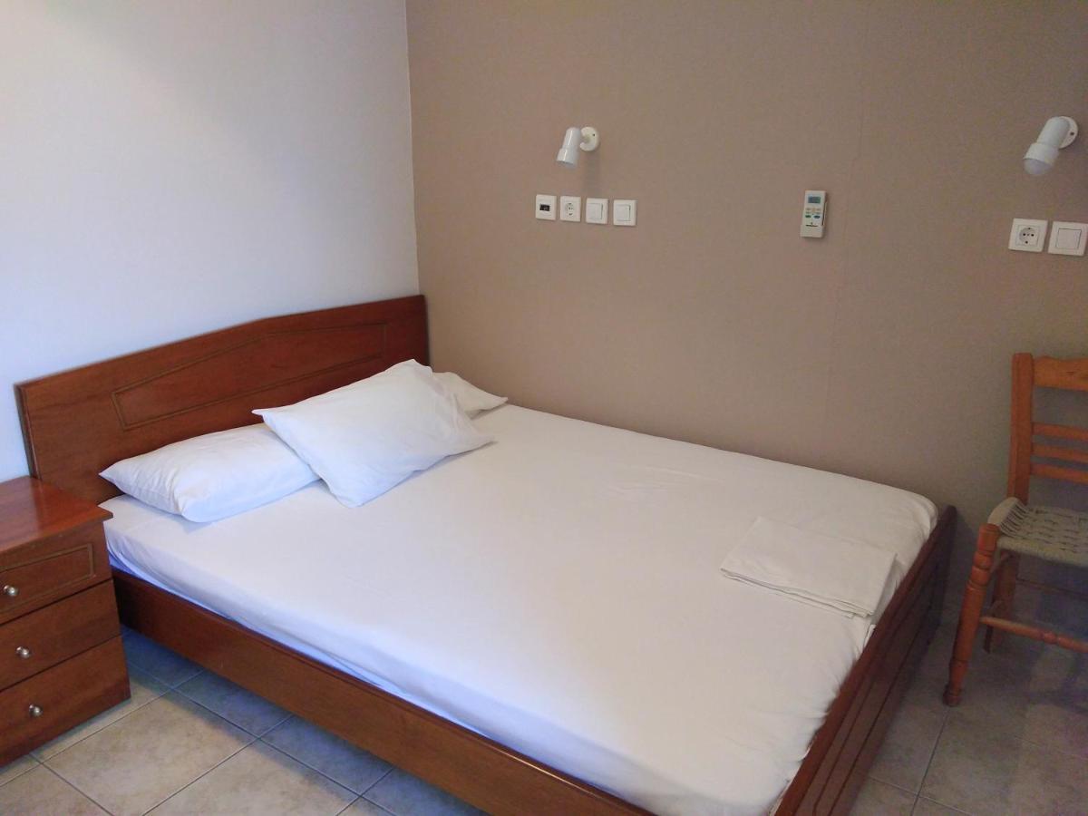 Rooms-Studio Anagnostou Loutra Edipsou  Bagian luar foto